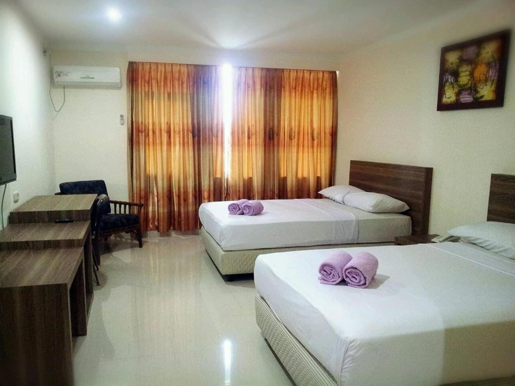 Hotel Banyuwangi Sintera Yakarta Exterior foto