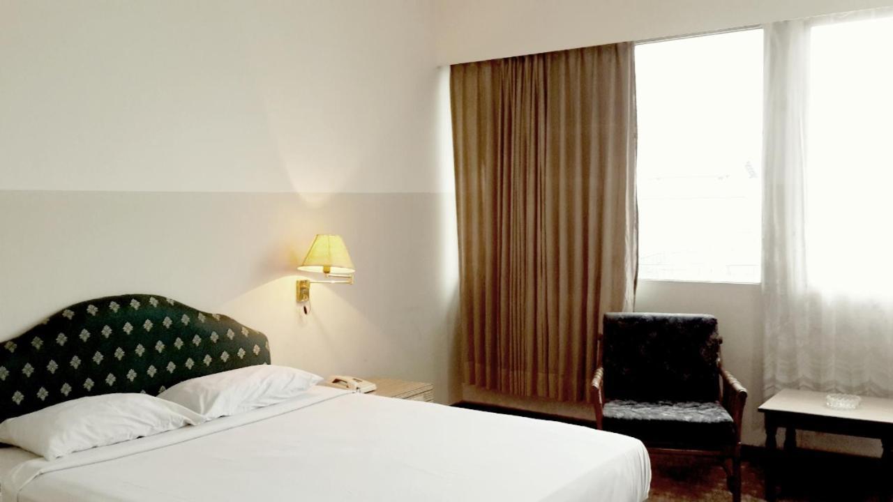 Hotel Banyuwangi Sintera Yakarta Exterior foto
